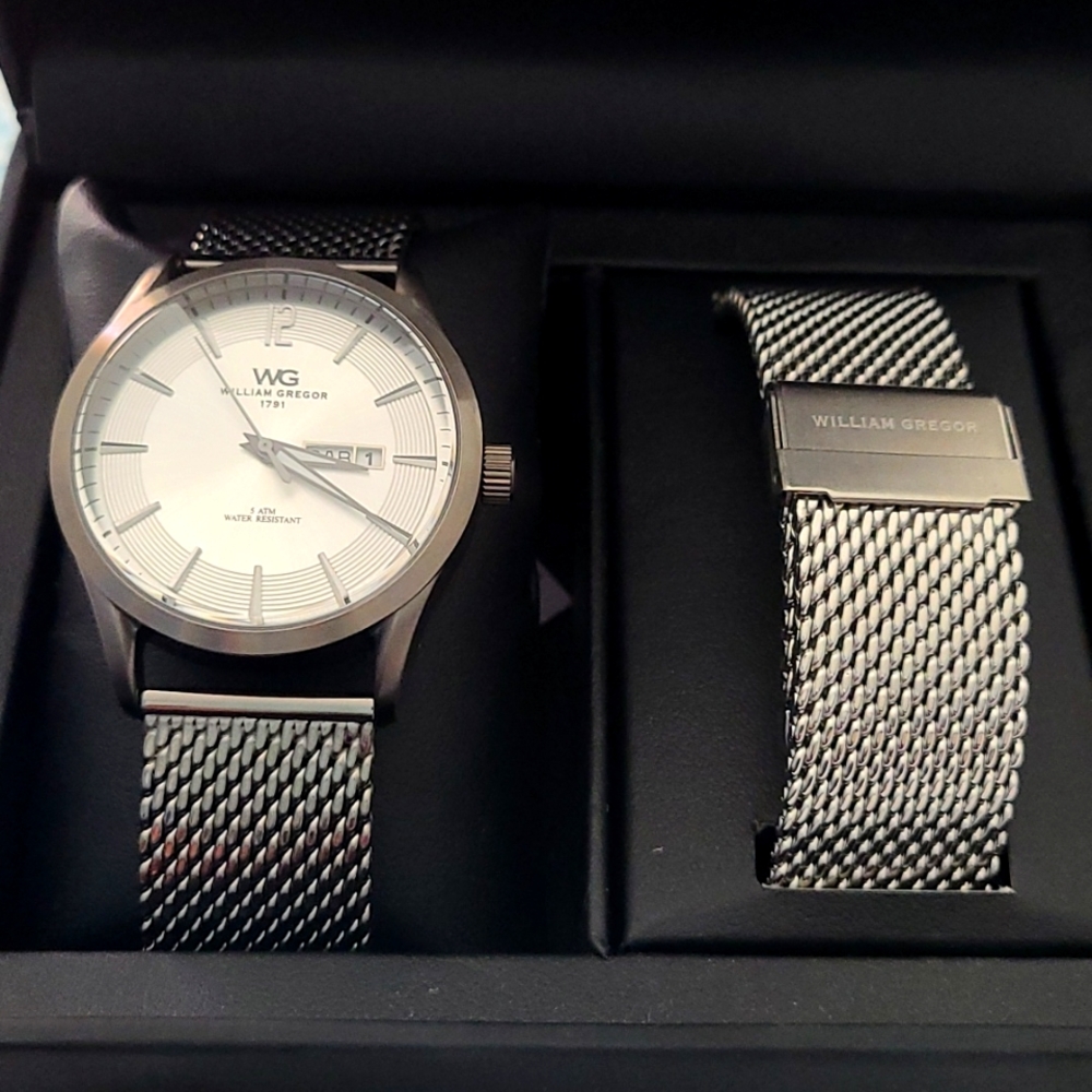 William Gregor men's silver watch with extra band